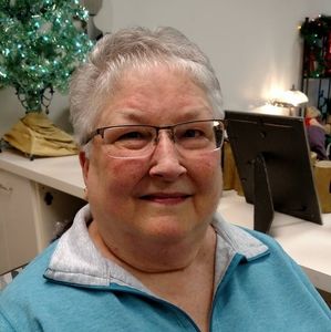 Meet your Posher, Janet